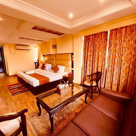 The Reo Luxury Hotel - Haridwār Exterior foto