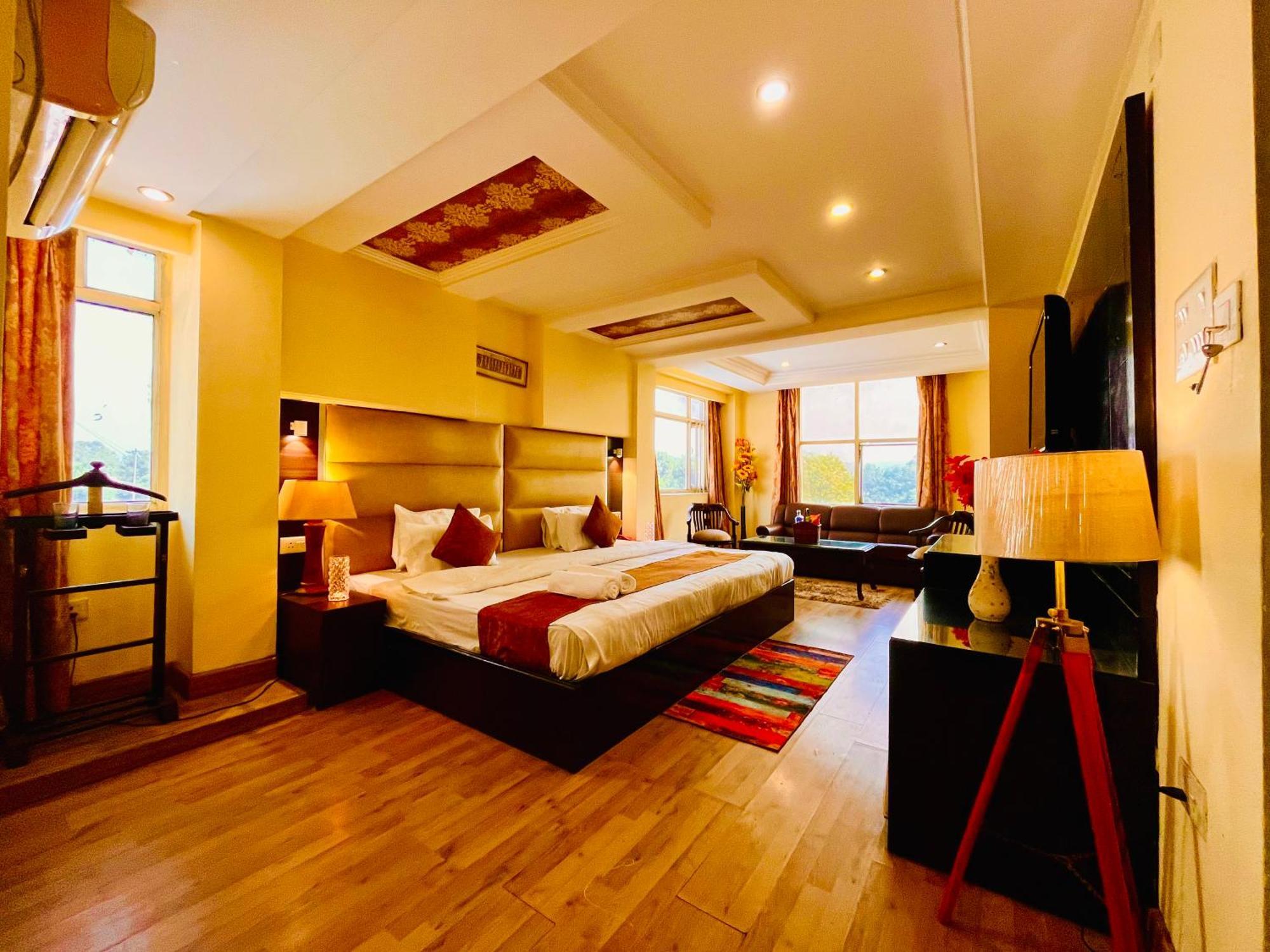 The Reo Luxury Hotel - Haridwār Exterior foto
